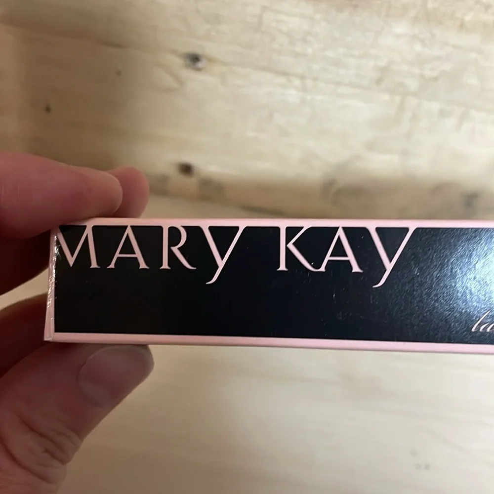 Mary Kay Lash Love Mascara - Intense Black